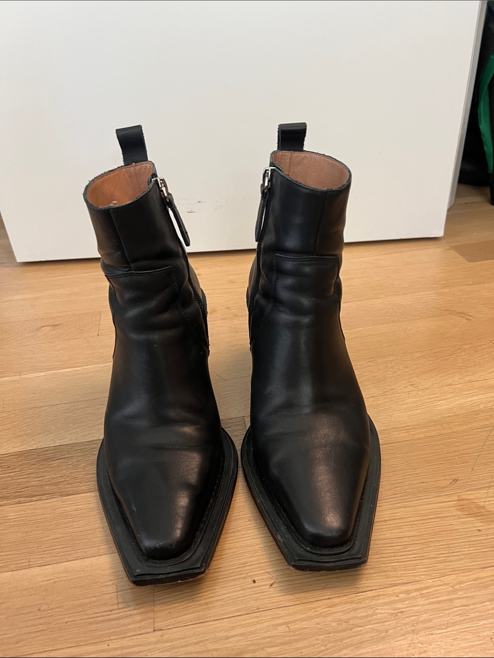 Alias Mae Black Leather Square-Toe Ankle Booties